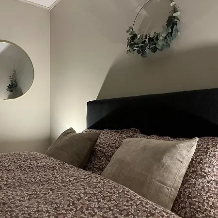 And Charming With Free Parking * Tromsø