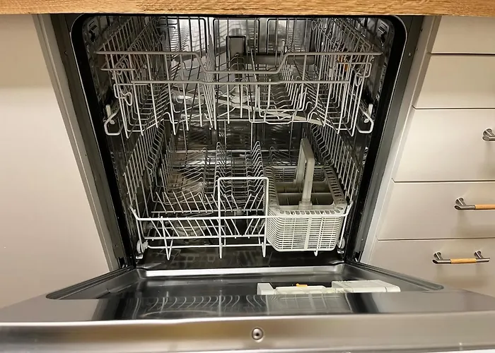 And Charming With Free Parking * Tromsø