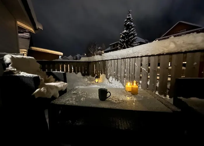 And Charming With Free Parking *